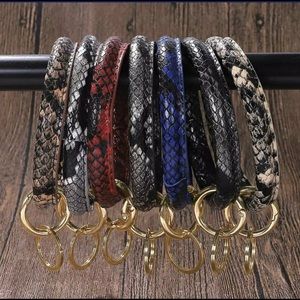 Snake Skin Keychain Wrist Circle Ring